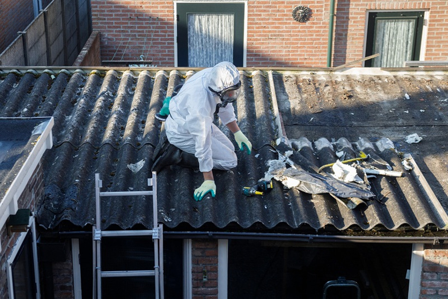 Factors To Look When Hiring A Professional Asbestos Contractor